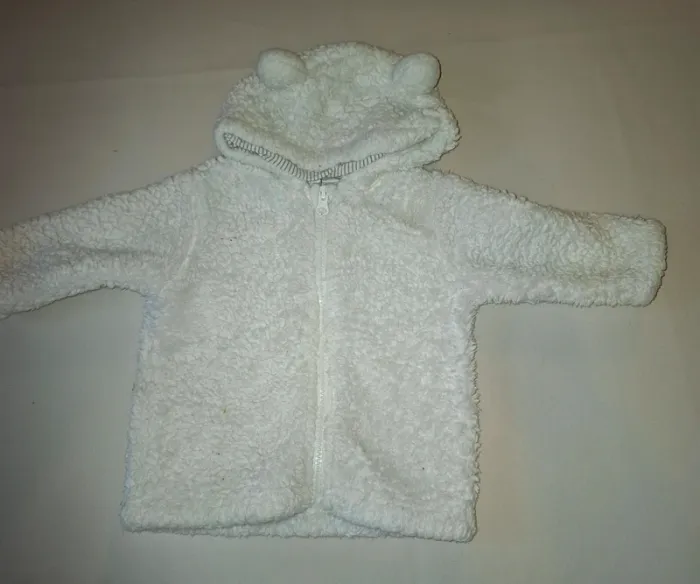 Très beau  gilet  bébé