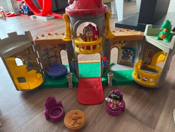 Lot Fisher price château