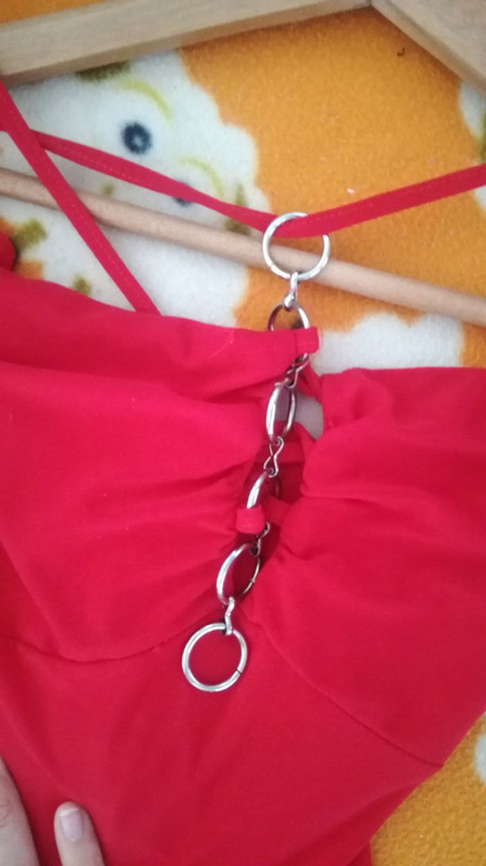 Robe rouge - photo numéro 2