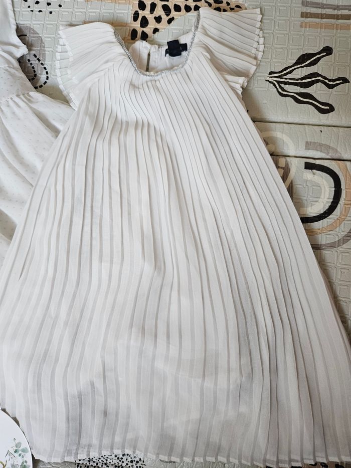 Lot 2 robes cérémonie 18 mois - photo numéro 2