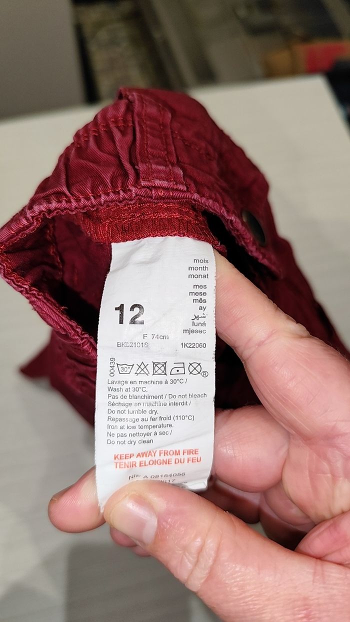 Pantalon Bordeaux taille 12 mois - photo numéro 4
