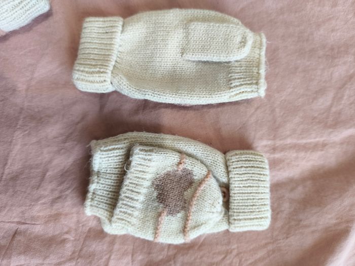 Ensemble bonnet gants tour de cou