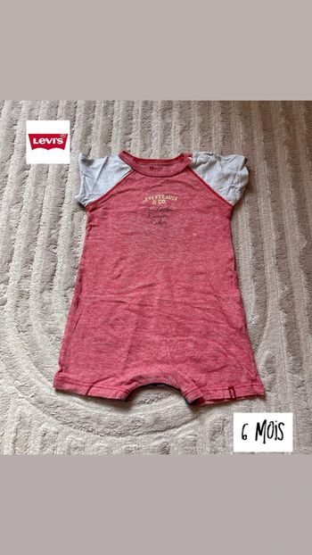 Combinaison Levi’s taille 6 mois