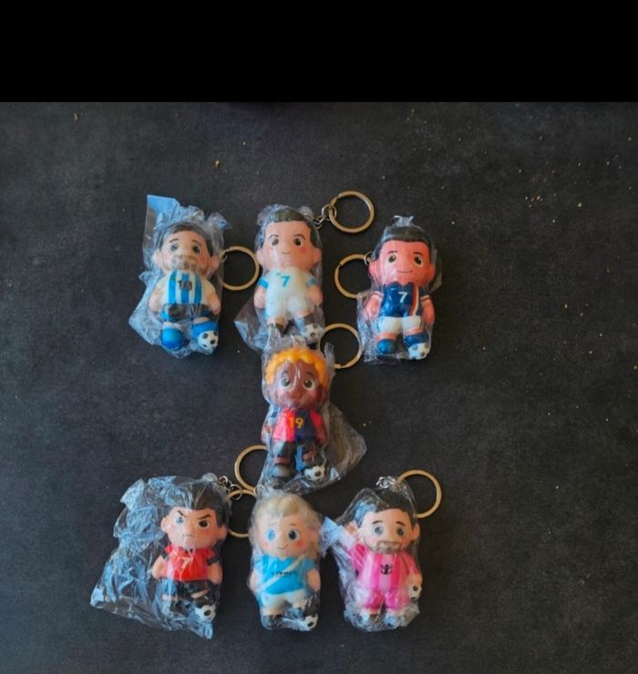 Lot de Squishies Footballeurs (Messi, Ronaldo, MBappé...) - Neufs - photo numéro 1