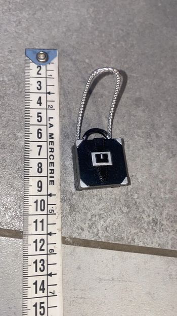 Jouet sac boîte pour poupée Barbie noir