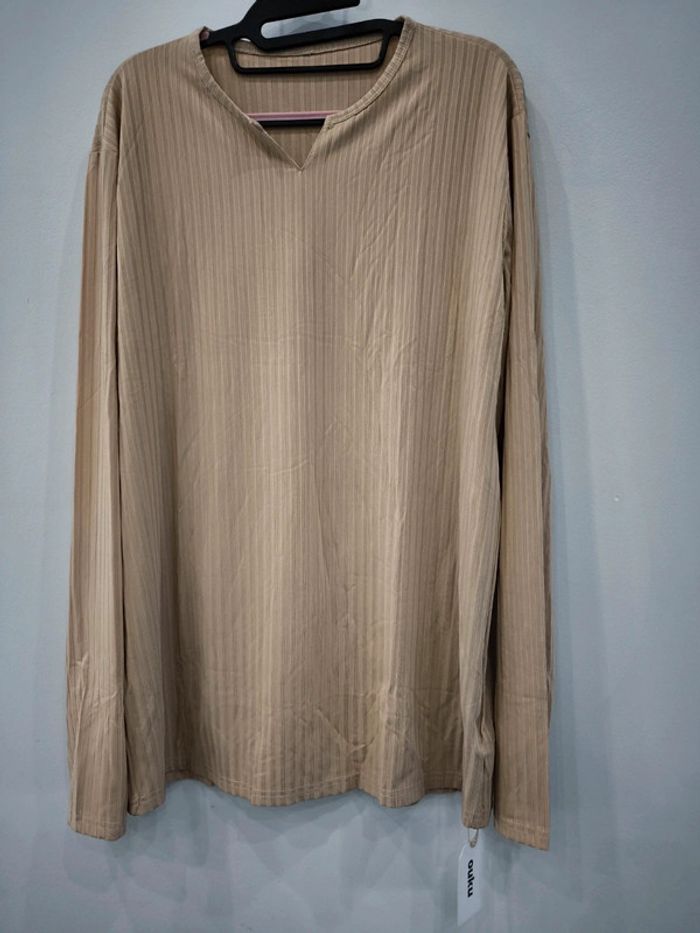 T shirt manches longues taille L neuf