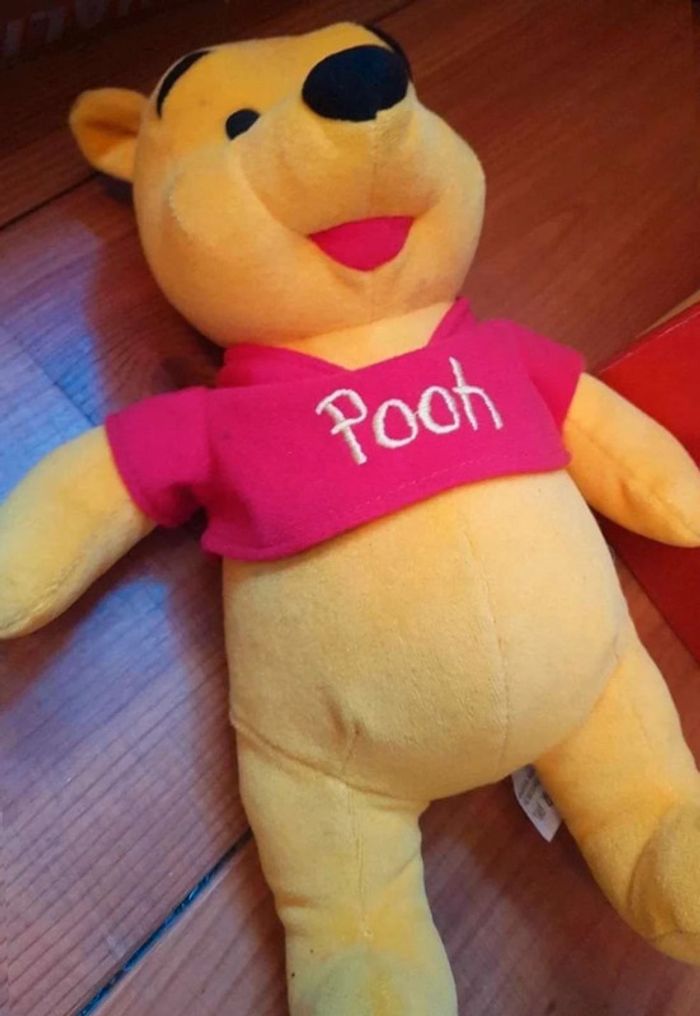 Peluche  winnie  disney - photo numéro 4