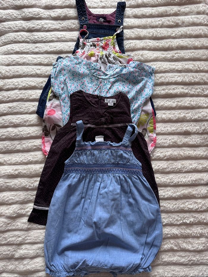 Lot 5 robes 9 mois