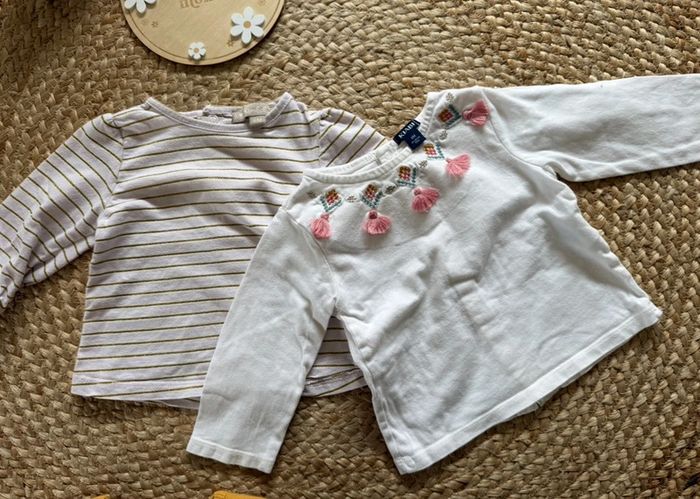 Lot de 3 hauts manches longues fille - taille 6 mois - photo numéro 2