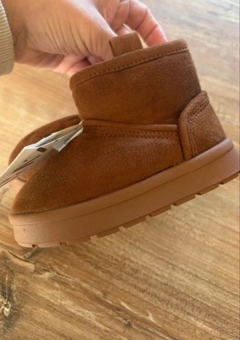 Boots Zara bébé. 