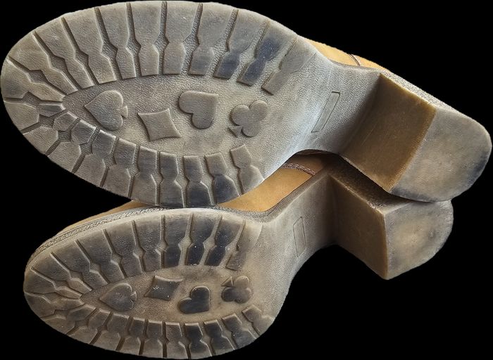 Chaussures a talon - photo numéro 2