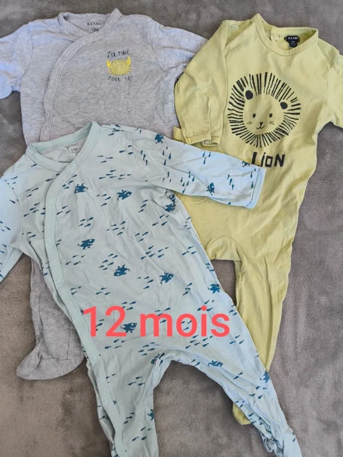 Lot 3 pyjamas fins 12 mois