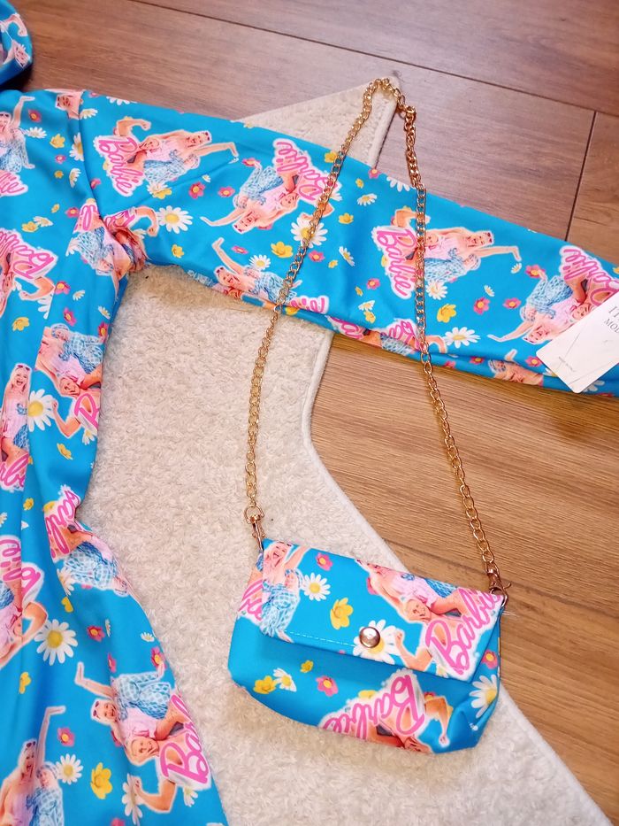 Robe barbie - photo numéro 4