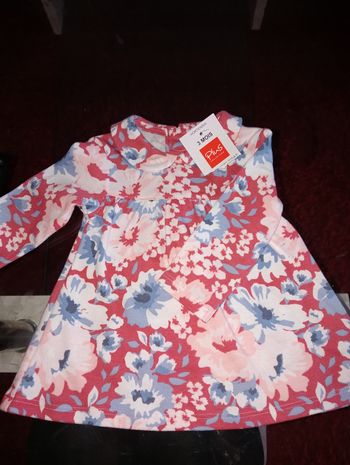 Legging+robe manche longue+ chaussettes