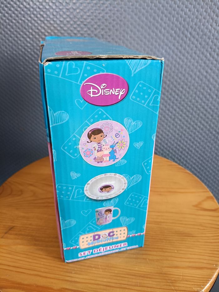 Ensemble de vaisselle Disney. - photo numéro 5