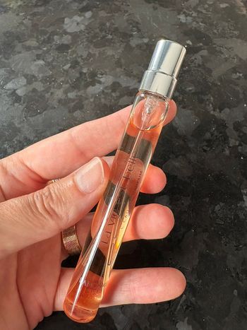 Eau de parfum la vie est belle de Lancôme