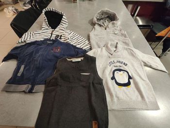 Lot de 5 hauts enfant garçon – Taille 18 mois