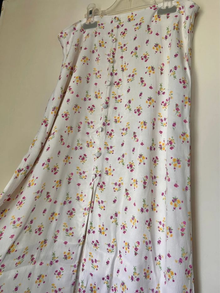 Jupe satin satiné fleuri midi blanche vintage longue satinée blanc printemps rose fleurie fleurs - photo numéro 4