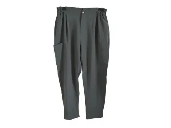 C61 pantalon vert Zara 44