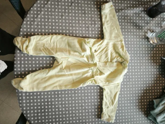 Pyjamas 3 mois in extenso jaune - photo numéro 2