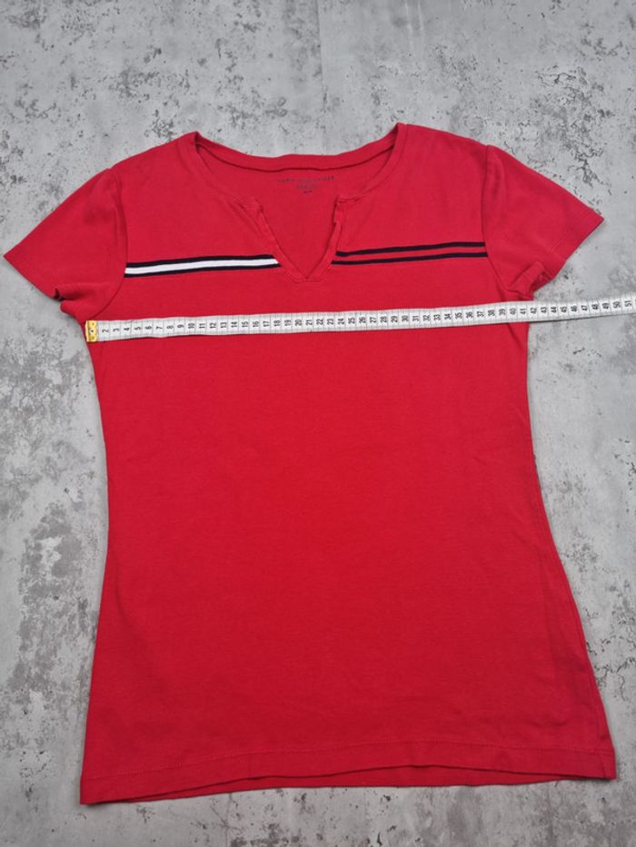T-shirt Tommy Hilfiger rouge avec col fendu – Taille S Femme - photo numéro 6