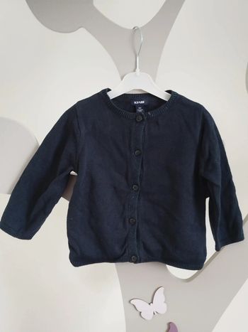 Gilet bleu marine Kiabi taille 9 mois