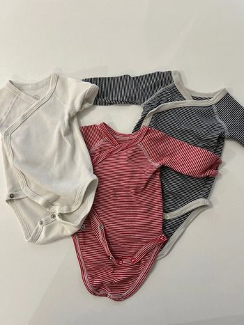 Lot de 3 bodies croisés Petit Bateau Naissance