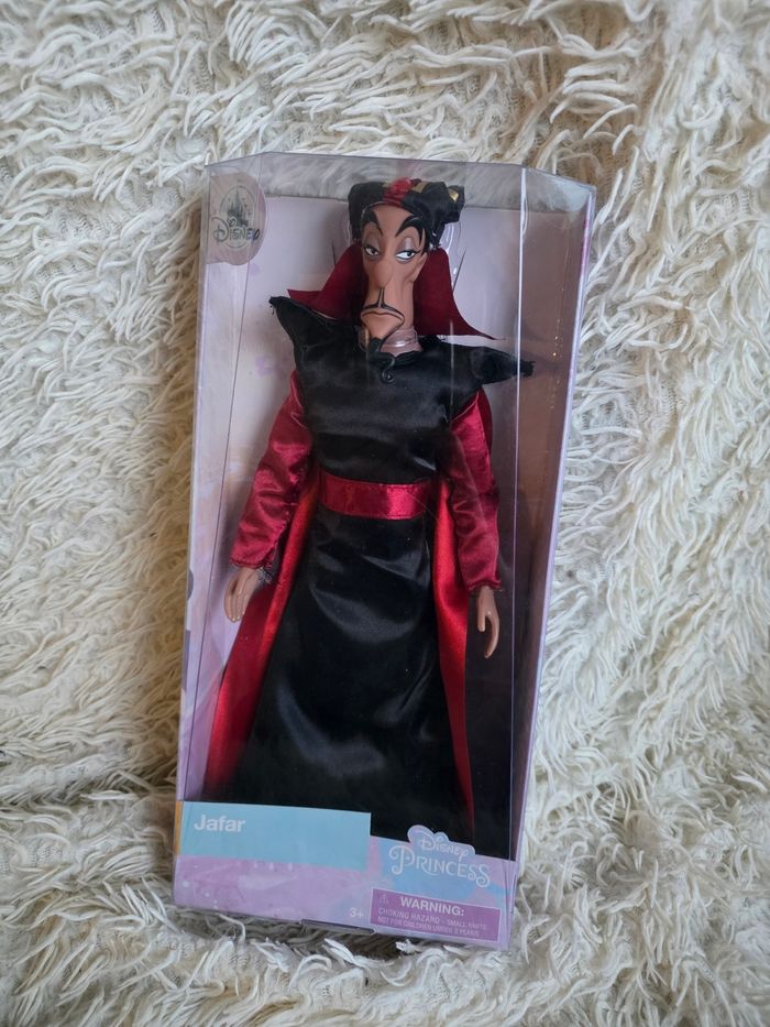 Barbie disney / poupée jafar villain disney store - disneyland paris