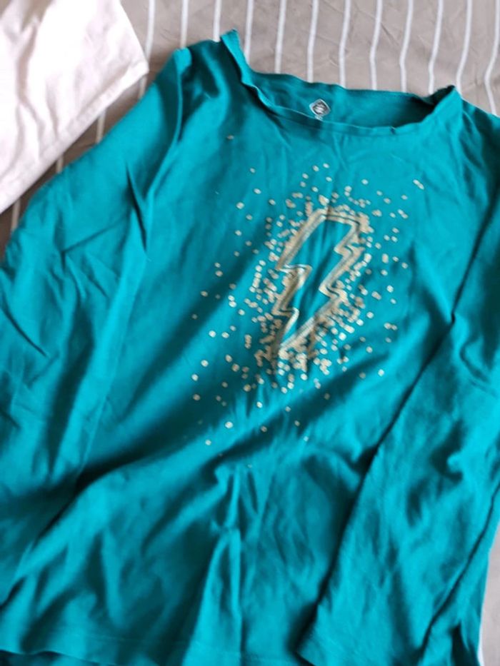 Lot 2 tee shirts manches longues 8 ans - photo numéro 4