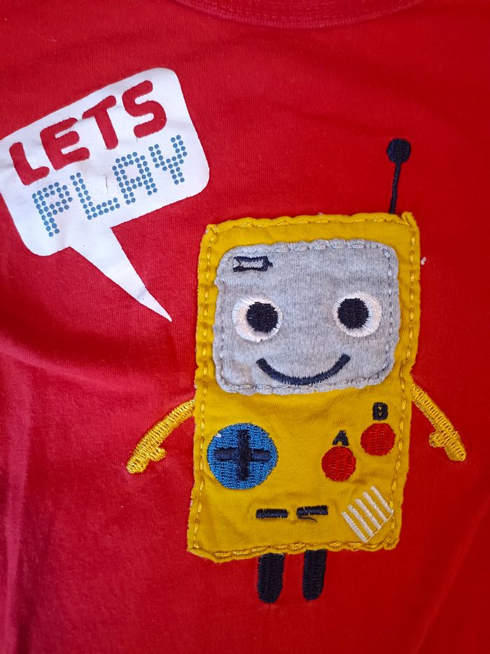 Tee-shirt rouge manches longues - motif robot - photo numéro 2