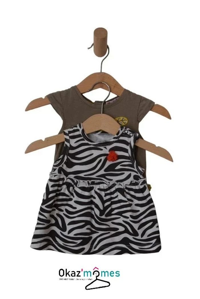 LOT de 2 t-shirts sans manches (1 kaki + 1 zébré) - bébé fille 3 mois