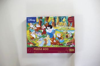 Puzzle 600 pièces "Blanche Neige" marque Trefl