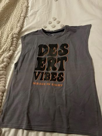 TEE shirt sans manches