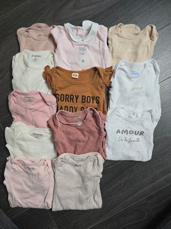 Bodies bébé fille 