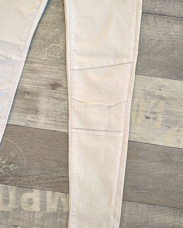 Pantalon skinny beige crème - Cache Cache • Fausses poches sur l'avant • 2 poches à l'arrière • Mati - photo numéro 7