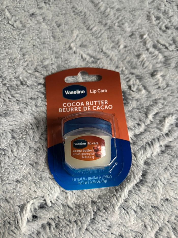 baume à lèvres vaseline au beurre de cacao