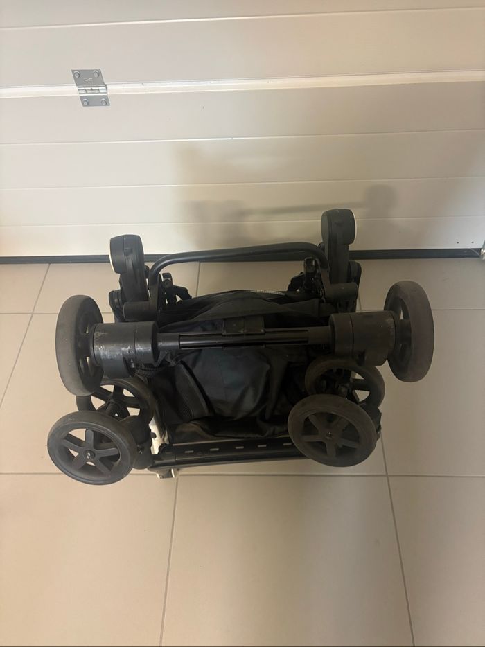 Poussette chicco - photo numéro 3