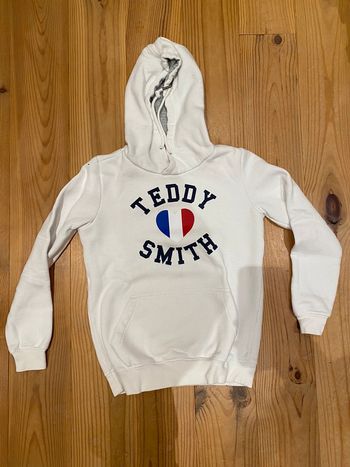 Pull Teddy smith
