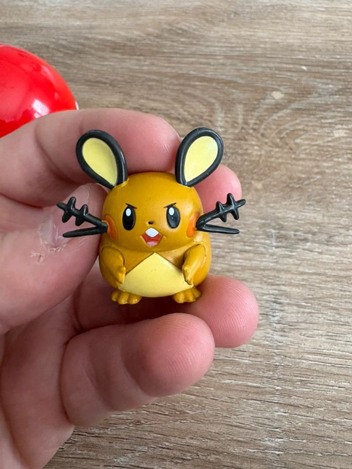 Figurine Pokémon tomy dedenne - photo numéro 2