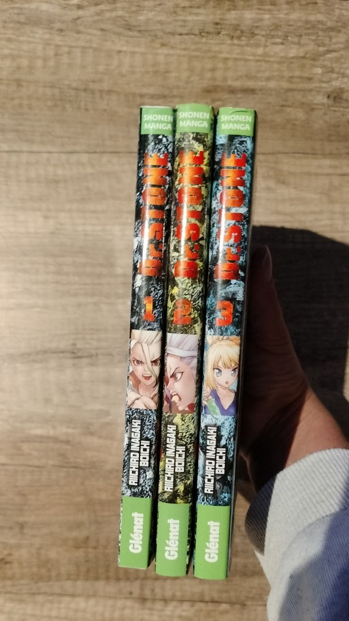 Lot de mangas "One Piece" tomes 1,2 et 3 - photo numéro 2
