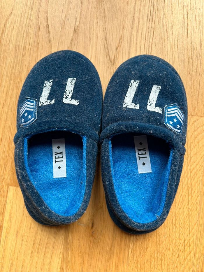 Chaussons garçon semelle caoutchouc TEX taille 27 - photo numéro 2