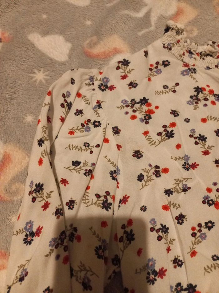 Haut fille - photo numéro 4