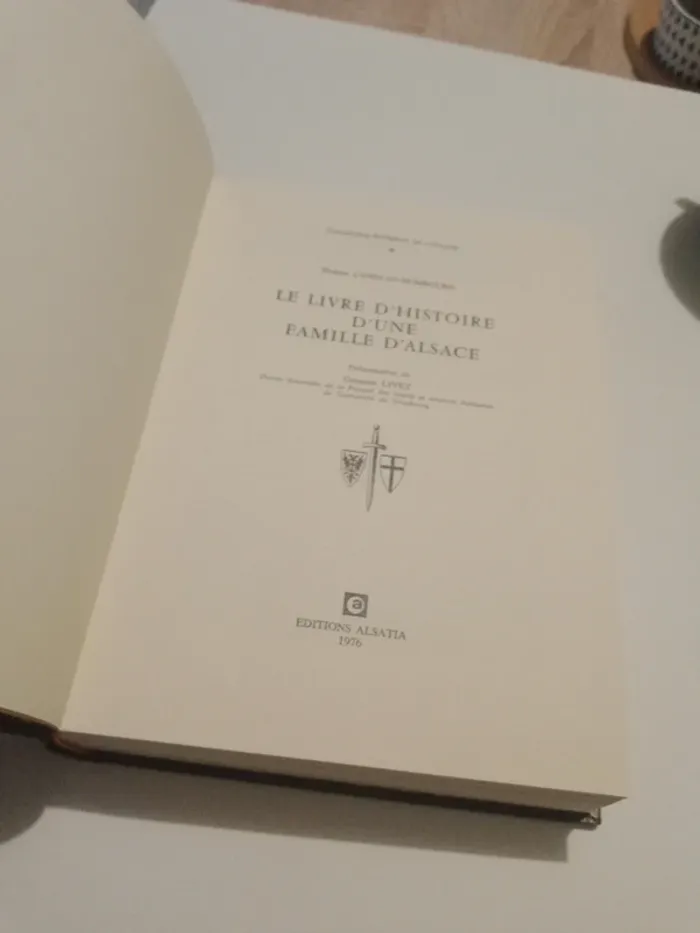 Le livre d'histoire d'une famille d'Alsace-Huber  d'Andlau 1976  Tome - photo numéro 2