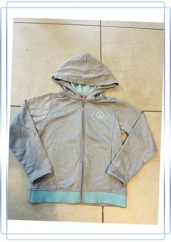 Joli sweat à capuche sport wear 6 ans okaïdi