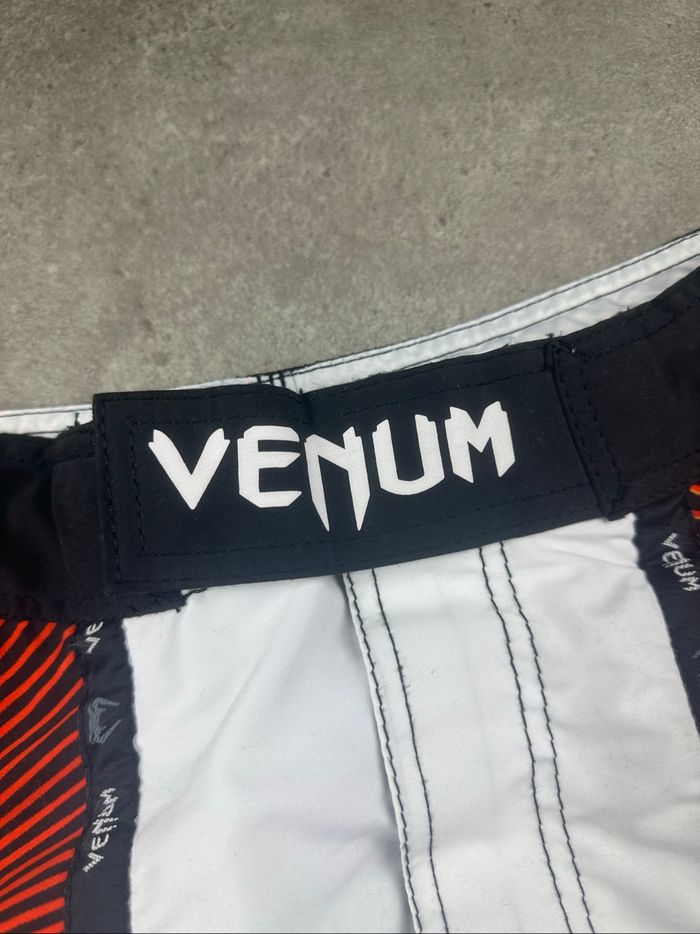 Short de sport de combat mma ufc Venum / Taille L 40 / Très bon état - photo numéro 3