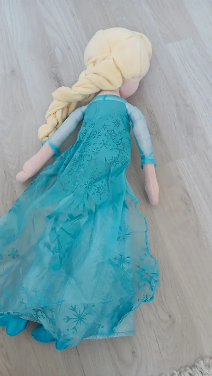Peluche Elsa Disneyland Paris - photo numéro 4