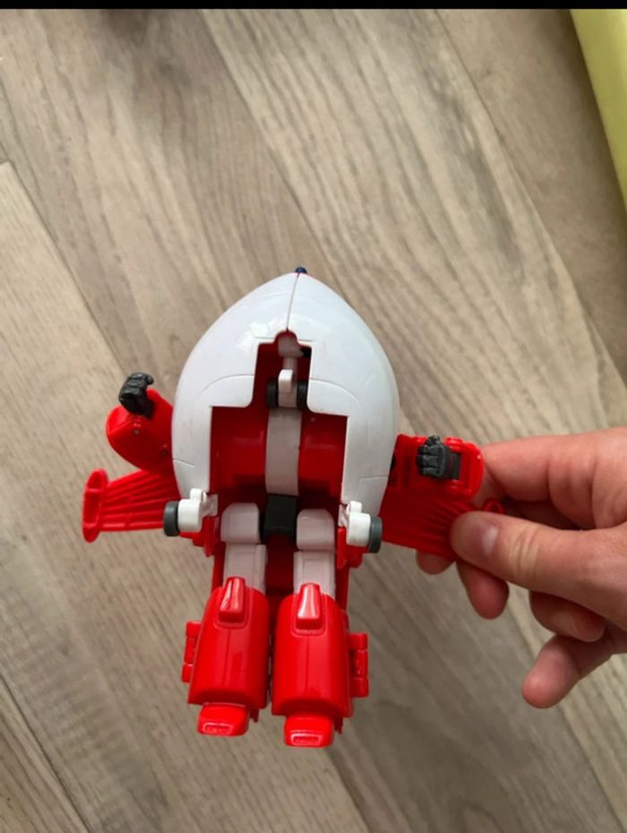 Super wings jet rouge policier - photo numéro 2