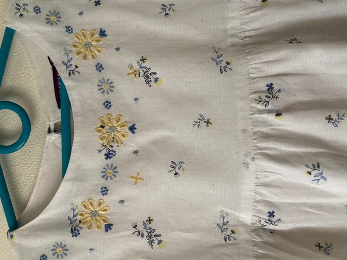 blouse manches courtes à volants brodée fleurs - photo numéro 2