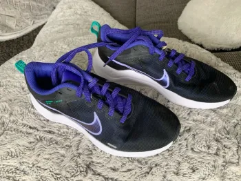 Jolies Baskets en toile femme 37,5 Nike