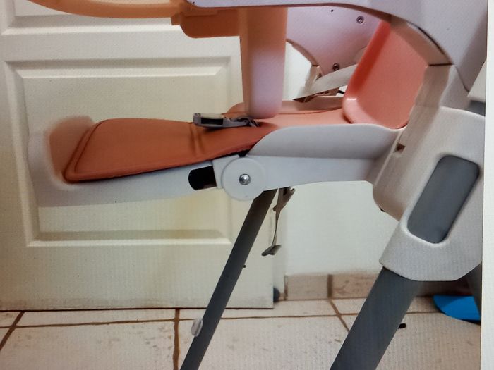 Chaise haute bébé - photo numéro 4